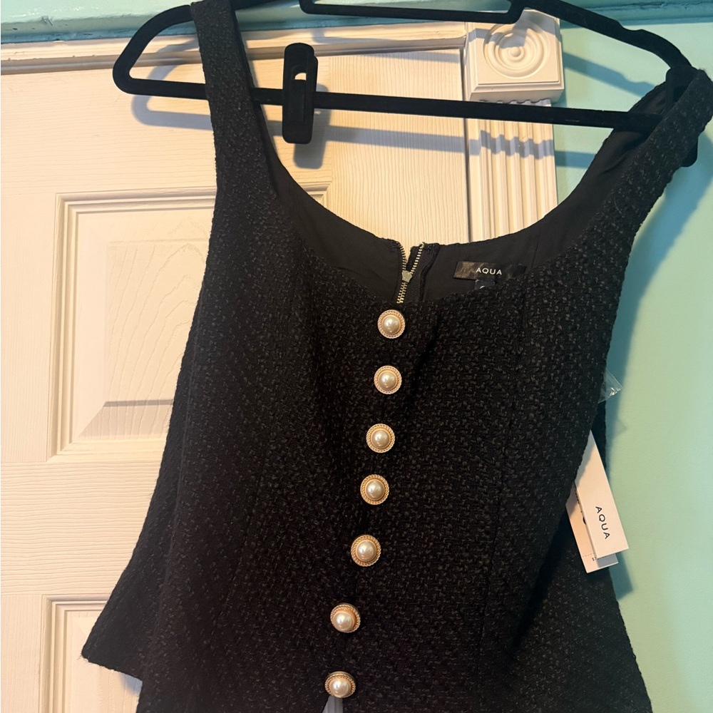 Aqua Elegant Black Textured Blouse